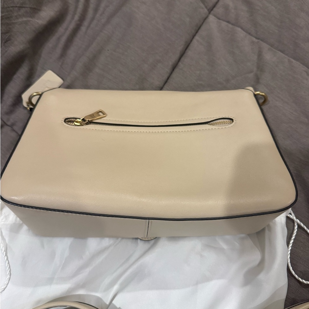Coach Tabby Cream Leather Bag - Picture 7 of 11